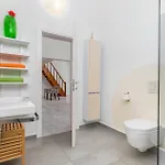 Beautiful In With Kitchen Holiday home *