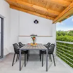 Beautiful In With Kitchen * Stinjan