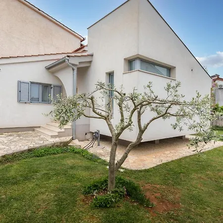 1 Bedroom Awesome In