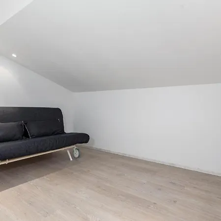 Beautiful In With Kitchen Dom wakacyjny Štinjan