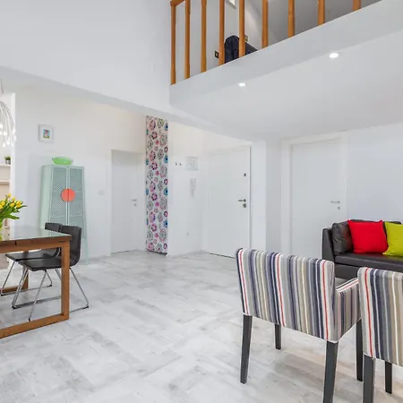 Dom wakacyjny Beautiful In With Kitchen *